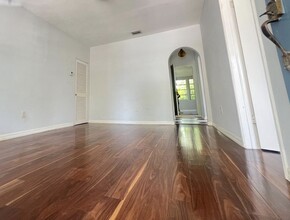 315 NE 110th St in Miami, FL - Building Photo - Building Photo