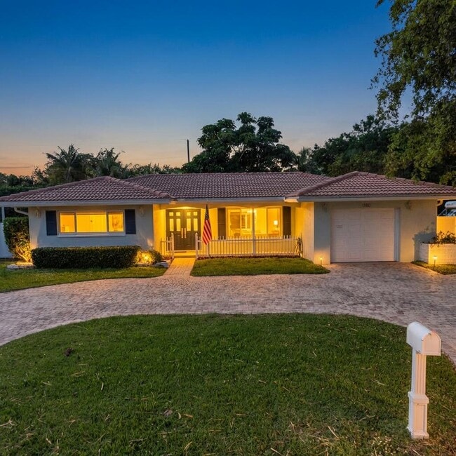 1180 SW 17th St in Boca Raton, FL - Building Photo - Building Photo