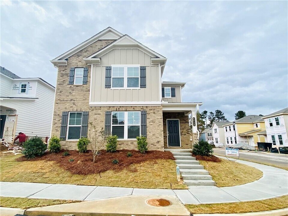 4412 Grosbeak Dr in Hoschton, GA - Building Photo