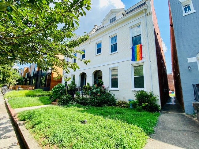 2623 Floyd Ave in Richmond, VA - Building Photo - Building Photo