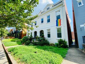 2623 Floyd Ave-Unit -Unit A in Richmond, VA - Building Photo - Building Photo