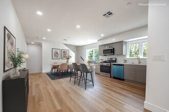 2055 S Garth Ave in Los Angeles, CA - Building Photo - Building Photo