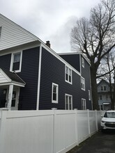 207 Garfield Ave, Unit 207 Garfield Ave. Bpt CT. in Bridgeport, CT - Building Photo - Building Photo