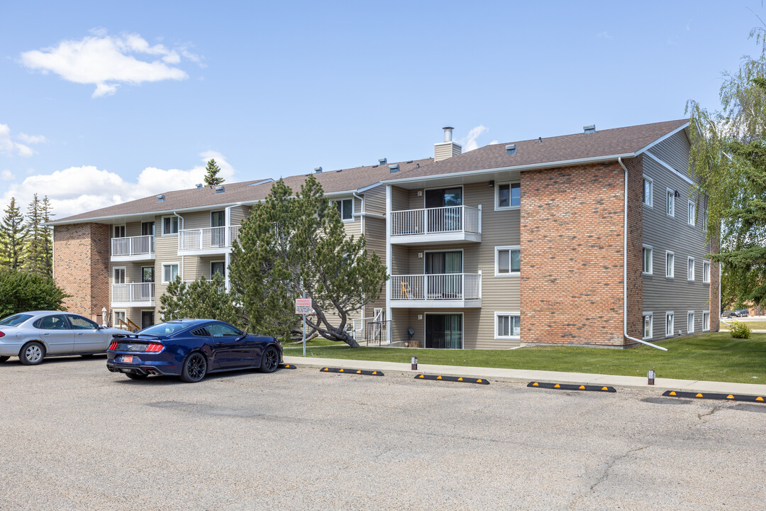 31 Bennett St in Red Deer, AB - Building Photo