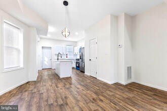 3324 Edmondson Ave in Baltimore, MD - Building Photo - Building Photo