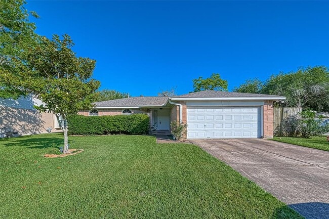 442 Redway Ln