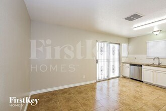 6016 W Monticeto Way in Las Vegas, NV - Building Photo - Building Photo