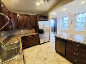 1 E Chase St in Baltimore, MD - Building Photo - Building Photo