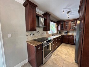 801 SW 20th Ave in Fort Lauderdale, FL - Building Photo - Building Photo