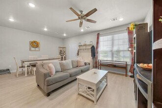 12607 Taymouth Manor Dr in Atascocita, TX - Building Photo - Building Photo
