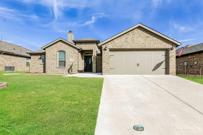 property at 2533 Doe Run