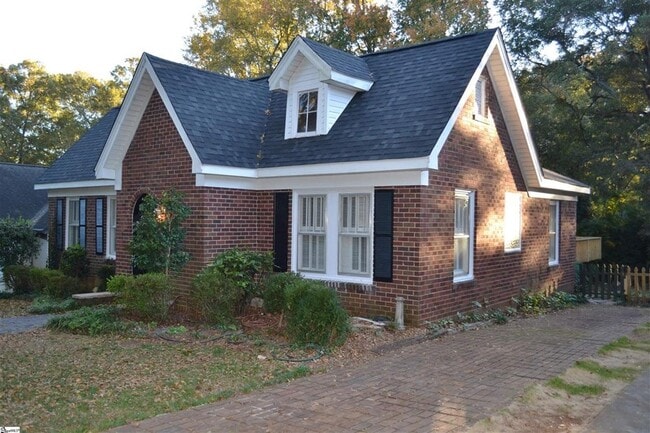 40 Lanneau Dr in Greenville, SC - Building Photo - Building Photo