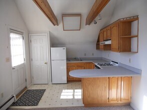 29 Fletcher St-Unit -5 in Ayer, MA - Building Photo - Building Photo