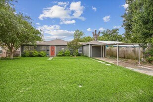 6429 Teluco St in Houston, TX - Building Photo