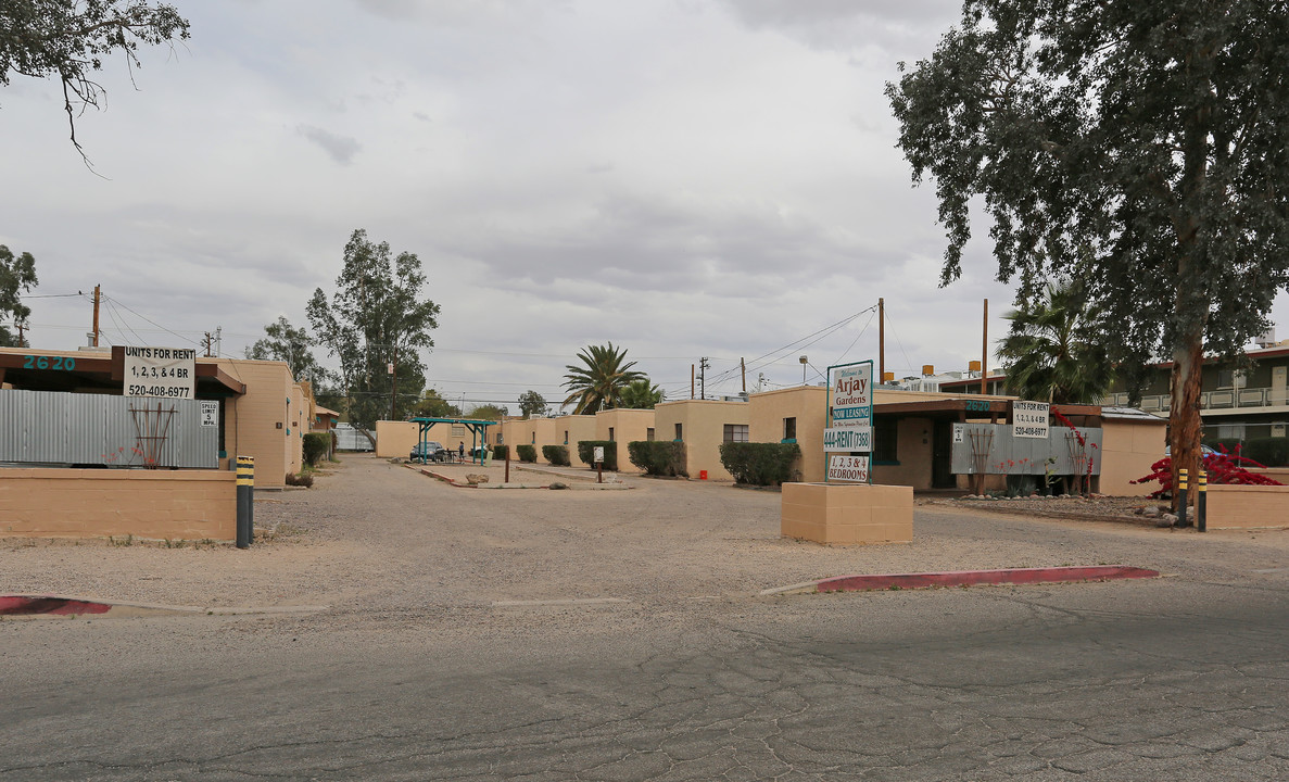 2620-2630 N 14th Ave in Tucson, AZ - Building Photo