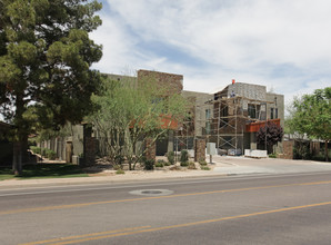 312 S Hardy Dr in Tempe, AZ - Foto de edificio - Building Photo