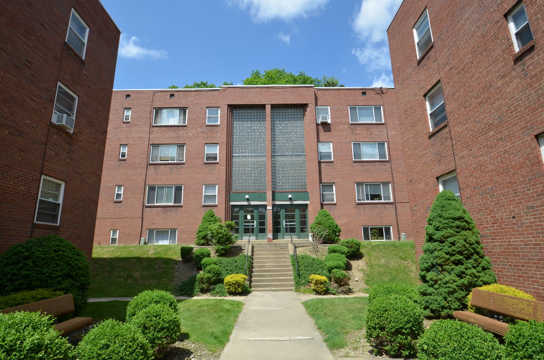 The Towers Apartments in Butler, PA - Building Photo