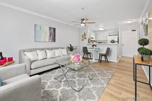 8889 Caminito Plaza Centro, Unit 7326 in San Diego, CA - Building Photo