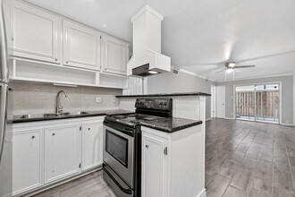 1418 Vermont St in Houston, TX - Building Photo - Building Photo