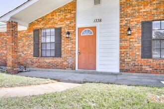 1338 Flowing Wells Rd in Augusta, GA - Building Photo - Building Photo