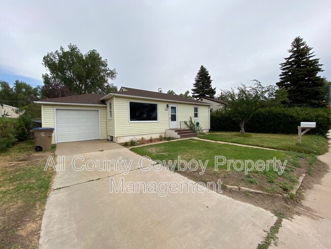 1417 Spring Creek Dr