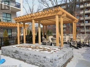 1200 Commissioners Rd W in London, ON - Building Photo - Building Photo