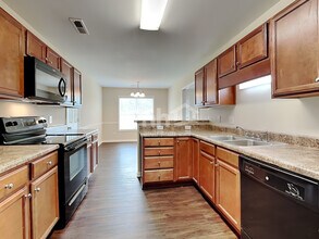 5706 Misty Meadows Ct in Clemmons, NC - Building Photo - Building Photo