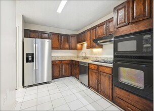 2555 Pennsylvania Ave NW, Unit 406 in Washington, DC - Building Photo - Building Photo