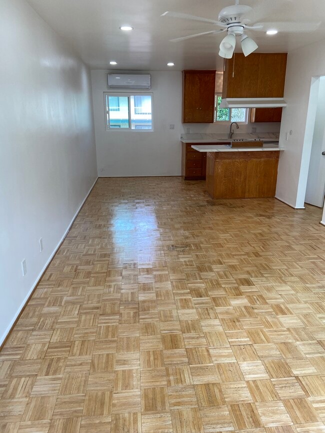 928 W Angeleno Ave, Unit Apt.A in Burbank, CA - Building Photo - Building Photo