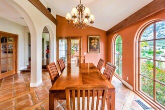 9425 Mt Israel Rd in Escondido, CA - Building Photo - Building Photo