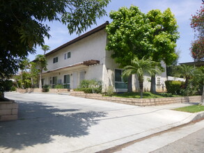 525 S Euclid St in La Habra, CA - Building Photo - Primary Photo