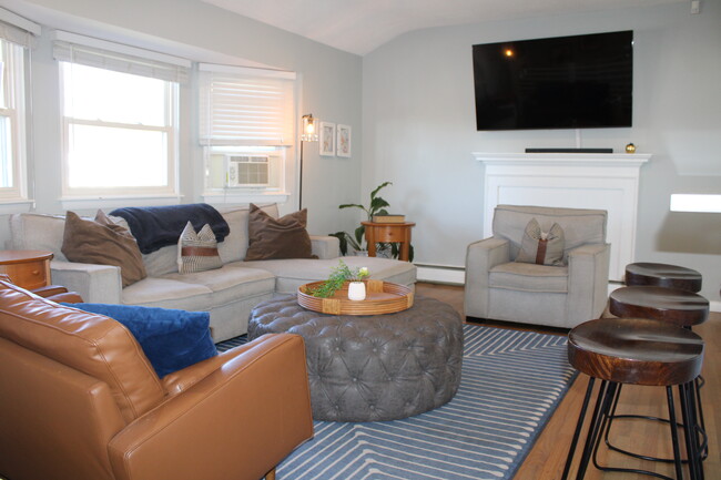 property at 1 Colby Rd