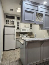 607 Buena Vista Dr, Unit 2B in Weslaco, TX - Foto de edificio - Building Photo