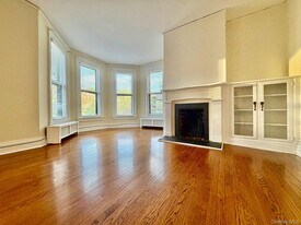 225 N Broadway in Sleepy Hollow, NY - Building Photo