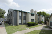 Envue Apartments in Bryan, TX - Foto de edificio - Building Photo