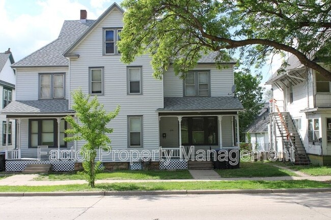 property at 210 S 4th St