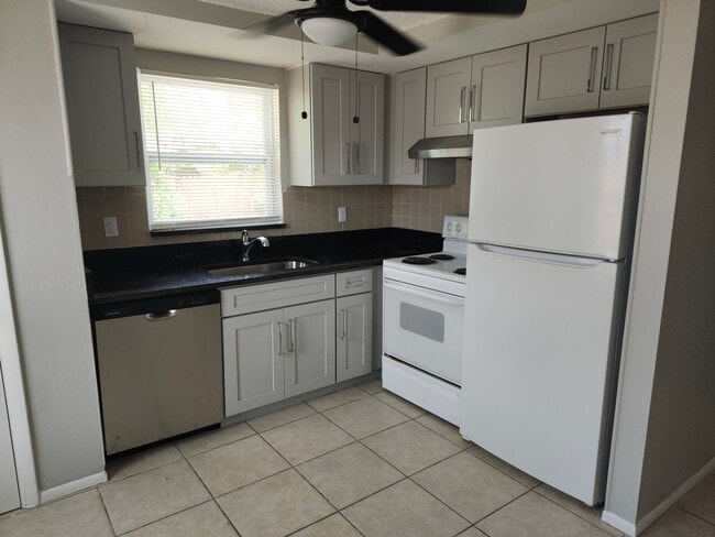 5531 Mallow St, Unit 5531