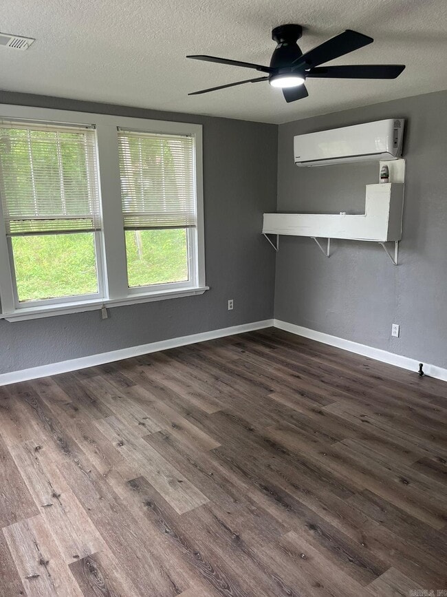 223 W Highland Ave in Malvern, AR - Building Photo - Building Photo