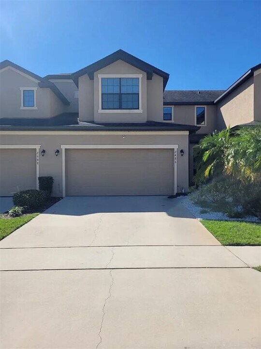 2486 Seven Oaks Dr in St. Cloud, FL - Building Photo