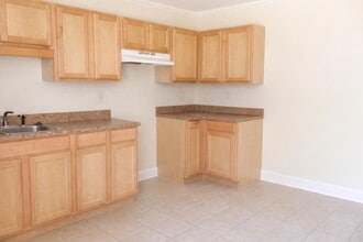 35 Willow Dr in Sumter, SC - Building Photo - Building Photo