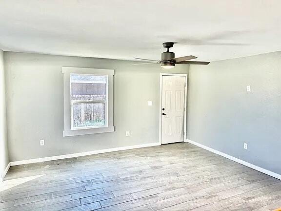 1404 Trinity Ave in Chowchilla, CA - Foto de edificio - Building Photo