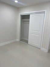 3608 W Valencia Dr in Fullerton, CA - Foto de edificio - Building Photo