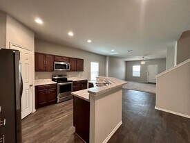 7122 Mesa Cliffs in Converse, TX - Building Photo