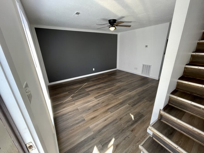 property at 1642 Hillwood Dr