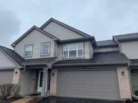 632 Chelsea Ct in Elgin, IL - Building Photo