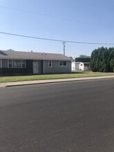 516 E Wedgewood Ave in Spokane, WA - Building Photo - Building Photo
