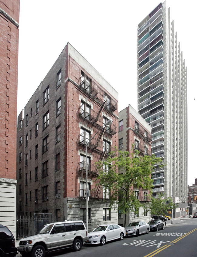 550 W 178th St in New York, NY - Foto de edificio - Building Photo