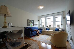 78 Brainerd Rd in Boston, MA - Building Photo