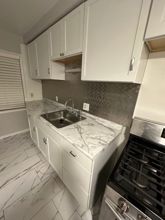 11668 San Jose in Redford, MI - Foto de edificio - Building Photo