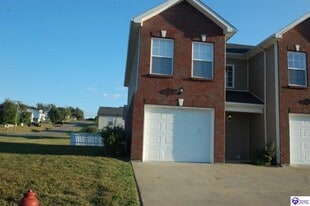 118 Darby Woods Ct in Radcliff, KY - Building Photo